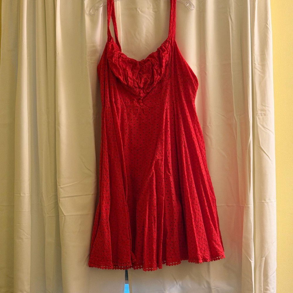 Chic Red eyelet pin up dress